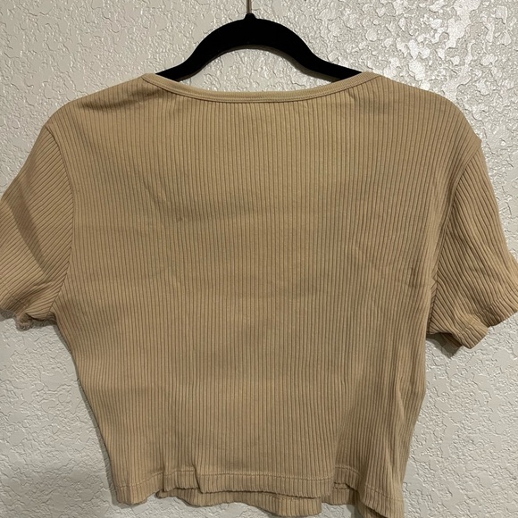 Uniqlo Tan Ribbed Short Sleeve Cropped Top - Picture 2 of 4